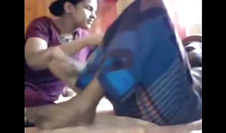 एक ठाठ चाची सेक्सी हिंदी में पिक्चर द्वारा बहकाया