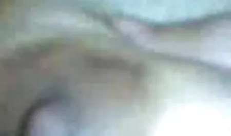 ब्लीच एक परिपक्व सेक्सी फिल्म हिंदी वीडियो में कुतिया