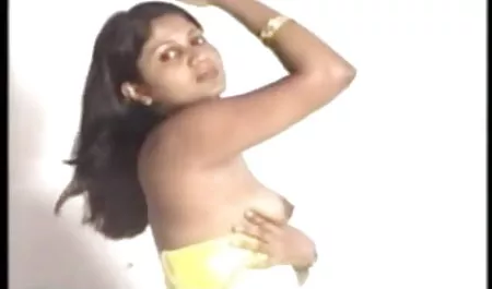 गुलाबी मोज़ा सेक्सी वीडियो फिल्म के साथ में लड़की