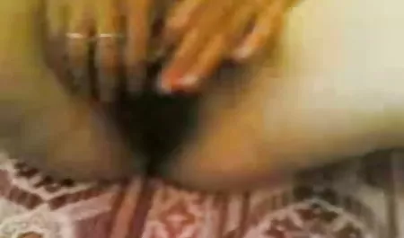 त्रिगुट सेक्सी वीडियो पिक्चर मस्ती
