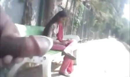एक उन्मत्त सेक्सी वाली फिल्म दिखाओ संभोग का अनुभव करें