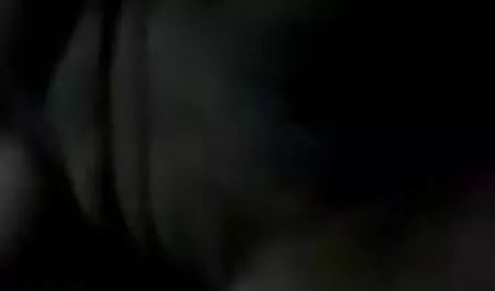 फिटिंग रूम में लड़की सेक्सी हिंदी पिक्चर मूवी