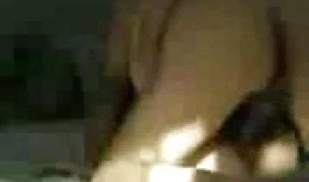 एक रूसी लड़की के साथ सेक्सी मूवी इन हिंदी गुदा