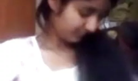 मोटा इमो कुतिया एक मोटा मुर्गा ववव सेक्स फिल्म बेकार है