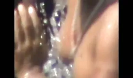 प्यारा युवा आदमी दो सेक्सी सेक्सी वीडियो फुल मूवी sluts fucks।