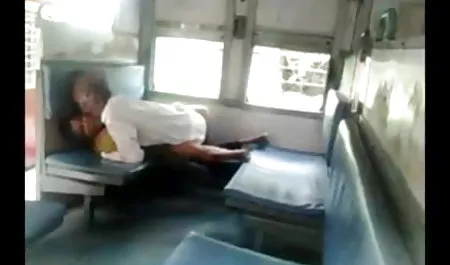 गोरा उसके छेद सेक्सी फिल्म वीडियो दिखाओ में दो लंड और उसके चेहरे पर सह
