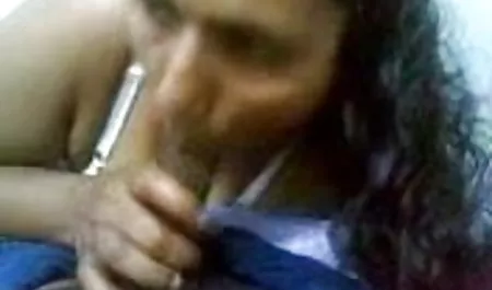 सबरीना डिक बेकार है और उसे बिल्ली हिंदी सेक्सी बफ फिल्म dildo बेकार है
