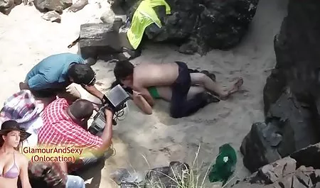 वेबकैम के हिंदी पिक्चर सेक्सी ब्लू सामने नदारद