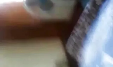 एक बिजनेस क्लास केबिन में एक परिचारिका के साथ मद्रासी में सेक्सी पिक्चर कमबख्त