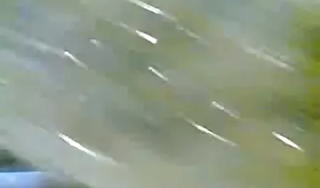 एक हिंदी फिल्म सेक्सी वीडियो नाई के साथ सोने के लिए एक आदमी के लिए एक वास्तविक मौका