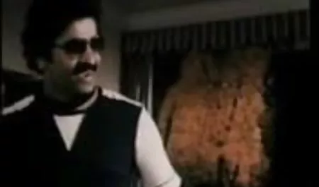 गांड में हिंदी फिल्म सेक्सी दिखाओ बड़ा लंड