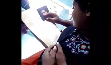 लड़की हेनरिकेटा को तेल बुत बहुत पसंद है सेक्सी फिल्म वीडियो में हिंदी में