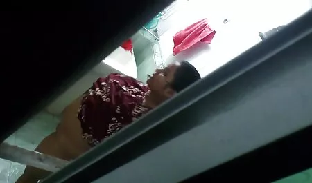 दो फूहड़ समलैंगिकों गुदा सेक्सी फिल्म हिंदी में सेक्सी फिल्म हिंदी में खेल खेलते हैं