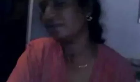 बेर्कोवॉय हिंदी में बीएफ सेक्सी फिल्म के साथ बैंग