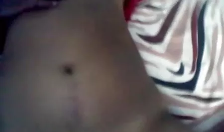 परिपक्व हिंदी सेक्सी मूवी चलने वाली भाई और बहन