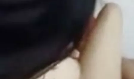 चेहरे पर छुट्टी दे दी हिंदी सेक्सी फिल्म बॉलीवुड