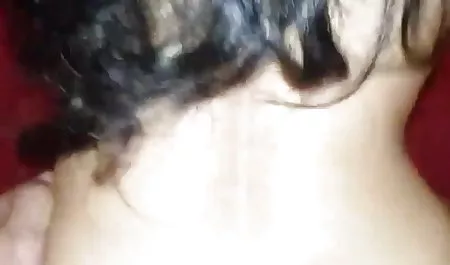 सुंदर सेक्सी फिल्म दिखाइए वीडियो में busty कुतिया एक सुरक्षित और एक बंधे मालिक के साथ गड़बड़ कर दिया