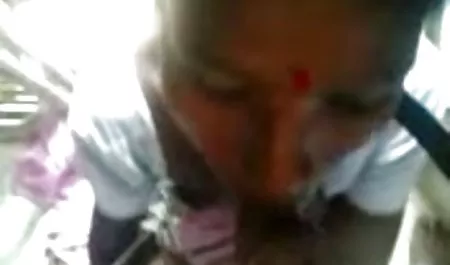ट्रेनर का सेक्स की पिक्चर दिखाओ एक और कूड़ा