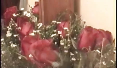 दो लोग एक जापानी फूहड़ के साथ मज़े करते हैं सेक्सी पिक्चर ब्लू वीडियो में