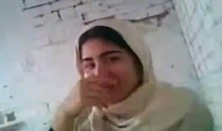 चेक बेब हिंदी सेक्सी फिल्म सेक्स ईव