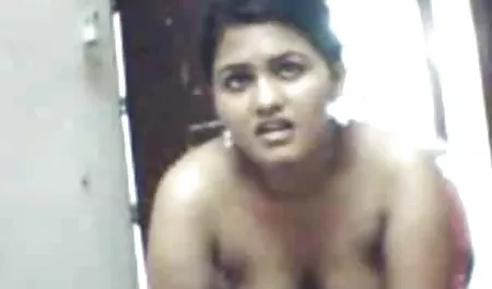 परिपक्व सौतेले पिता श्यामला श्यामला केसी Calvert मद्रासी बीएफ सेक्सी मूवी हॉप्स में मदद करता है और उसे fucks