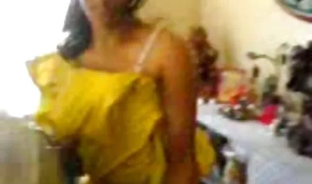 एक बड़ा डिक वाला आदमी पोर्न को हटा सेक्सी पिक्चर फिल्म हिंदी देता है क्योंकि वह अपनी कुतिया को चोदता है
