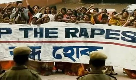 ट्रेकिआ हिंदी फिल्म के हीरोइन का सेक्सी वीडियो में भंग