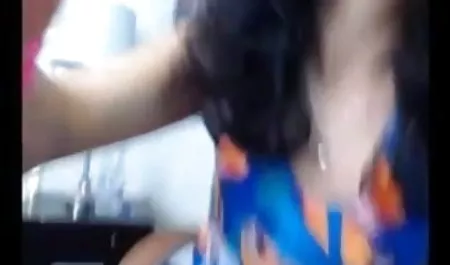 विला में हिंदी सेक्सी मूवी वीडियो बुत